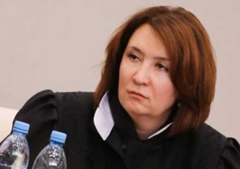 «Золотая судья» Хахалева: преступные связи и многомиллиардные активы